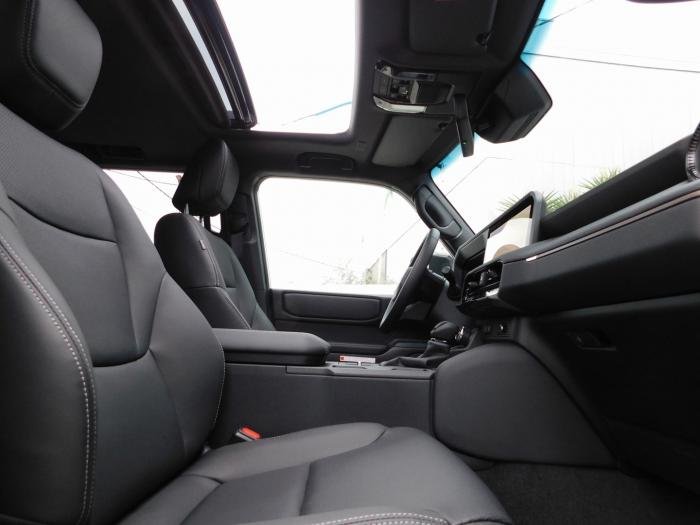 Toyota Land Cruiser - Photo 19