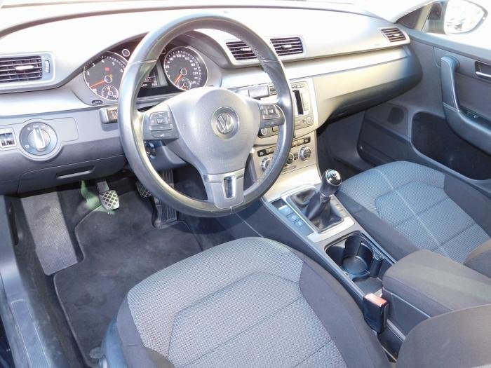 Volkswagen Passat SW - Photo 13