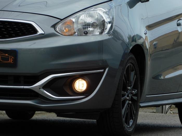 Mitsubishi Space Star - Photo 11
