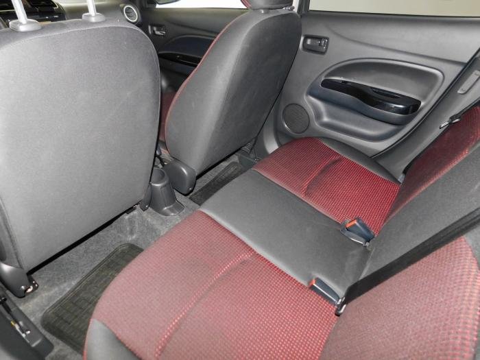 Mitsubishi Space Star - Photo 16