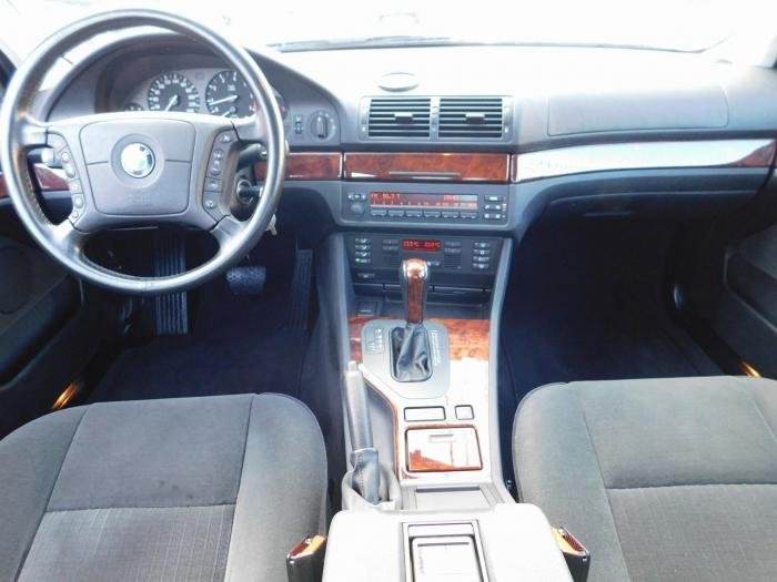 BMW Série 5 - Photo 16