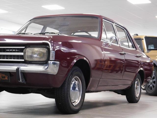Opel Rekord - Photo 8