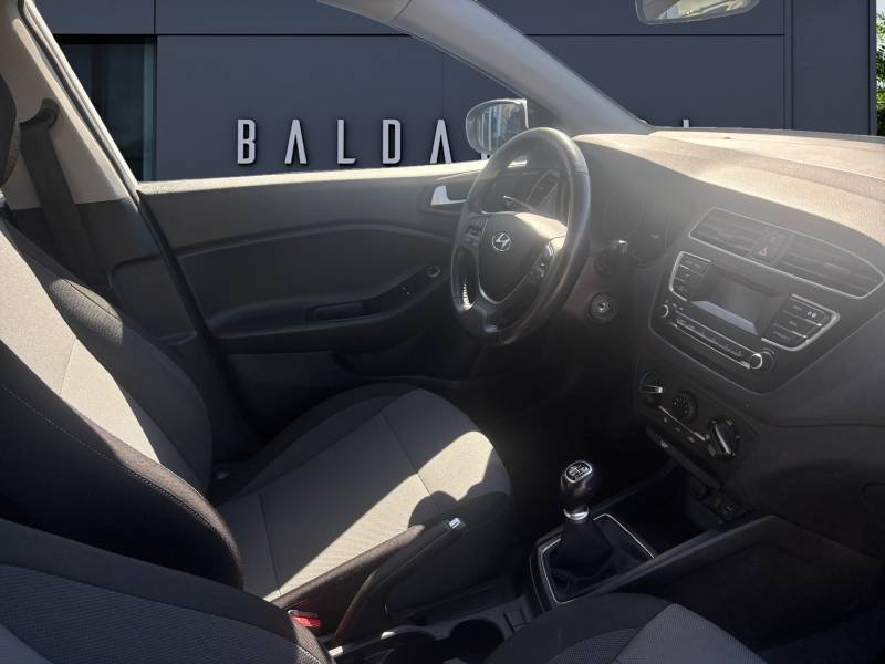 Hyundai i20 - Photo 15