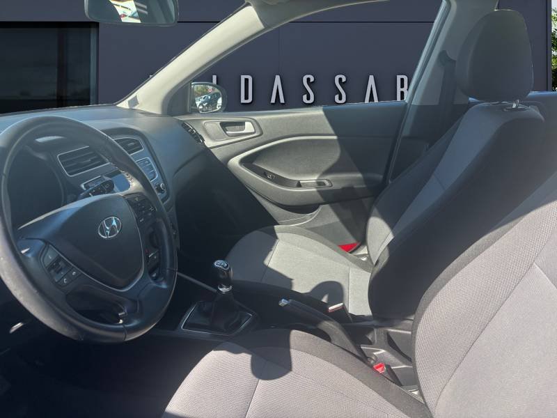 Hyundai i20 - Photo 9