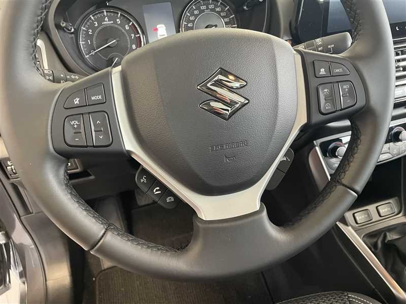 Suzuki s-cross - Photo 13