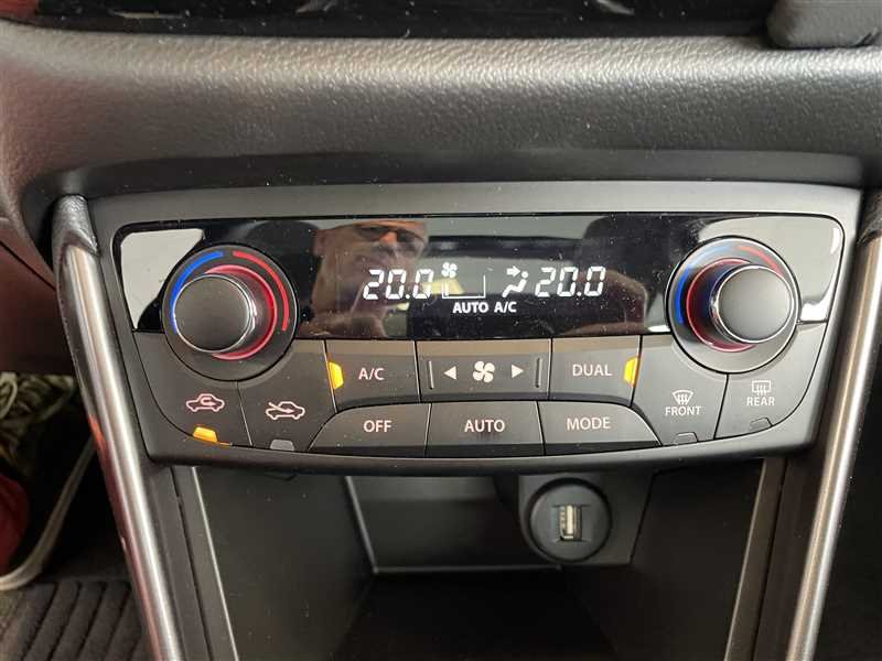 Suzuki s-cross - Photo 15