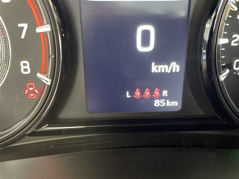Suzuki s-cross - Photo 17