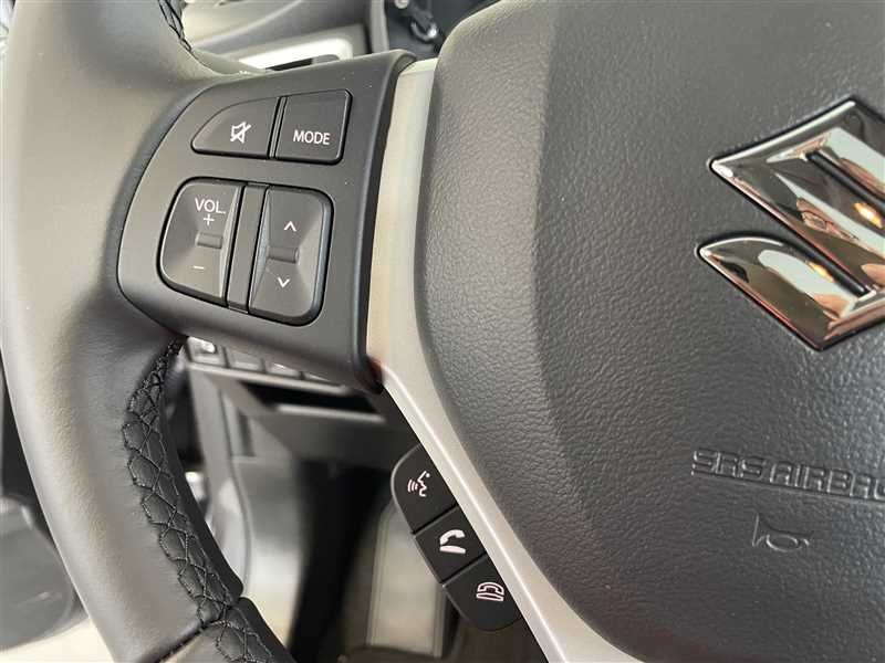 Suzuki s-cross - Photo 20