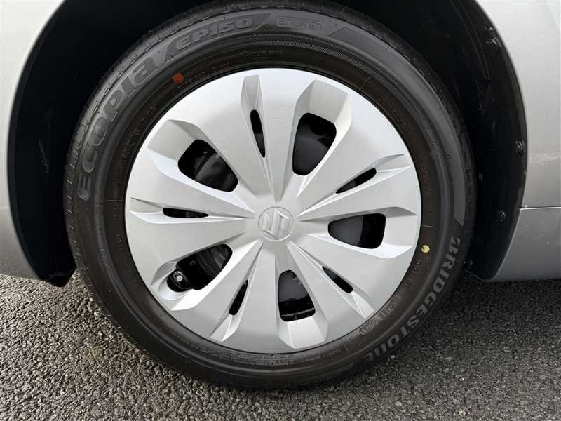 Suzuki Swift - Photo 4