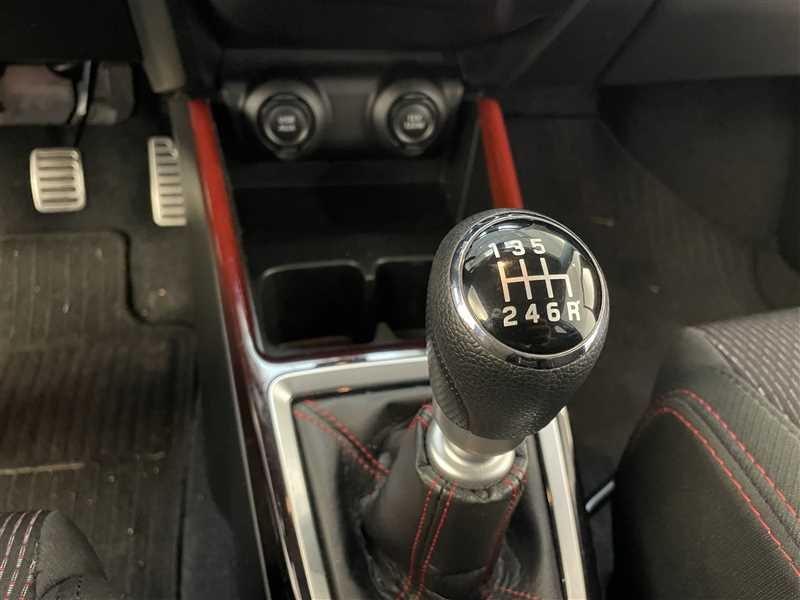 Suzuki Swift - Photo 15