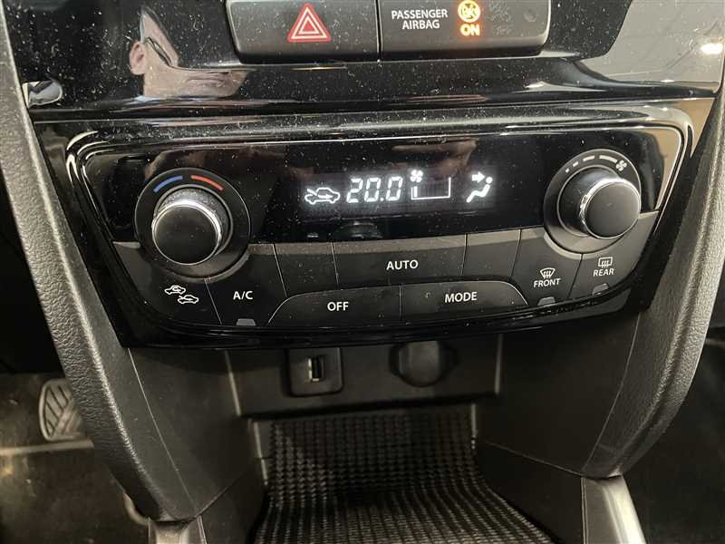 Suzuki Vitara - Photo 14