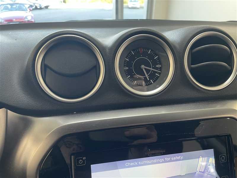 Suzuki Vitara - Photo 20