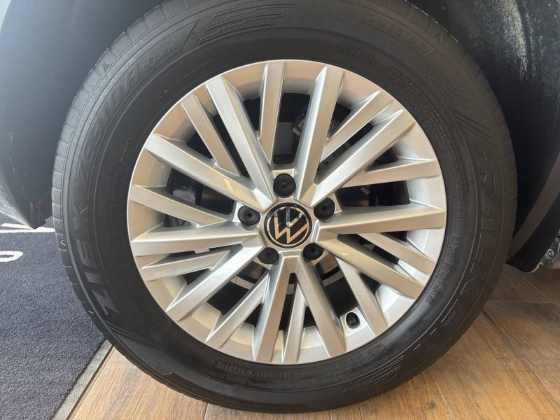 Volkswagen T-Roc - Photo 17