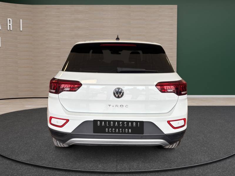 Volkswagen T-Roc - Photo 4