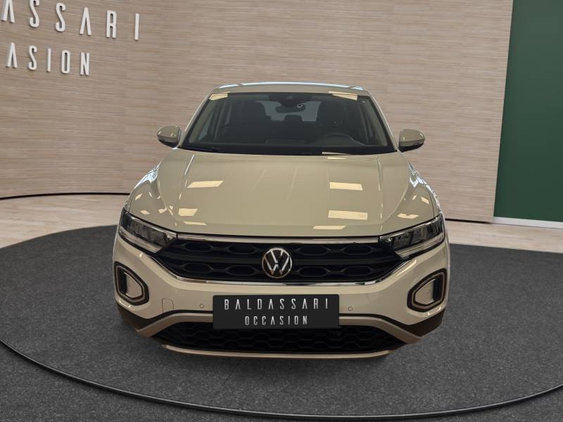 Volkswagen T-Roc - Photo 8