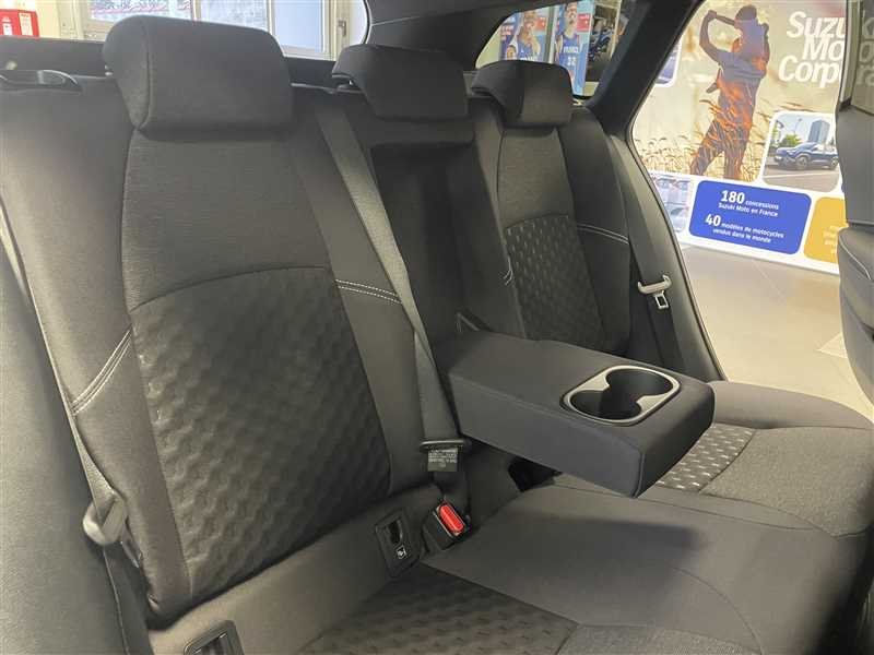 Suzuki Swace - Photo 9