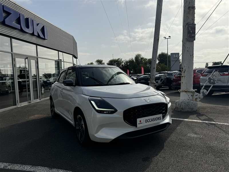 Suzuki Swift - Photo 1