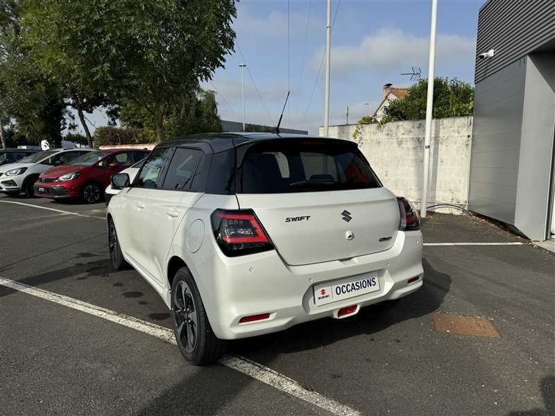 Suzuki Swift - Photo 12