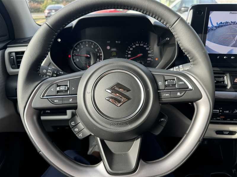 Suzuki Swift - Photo 4