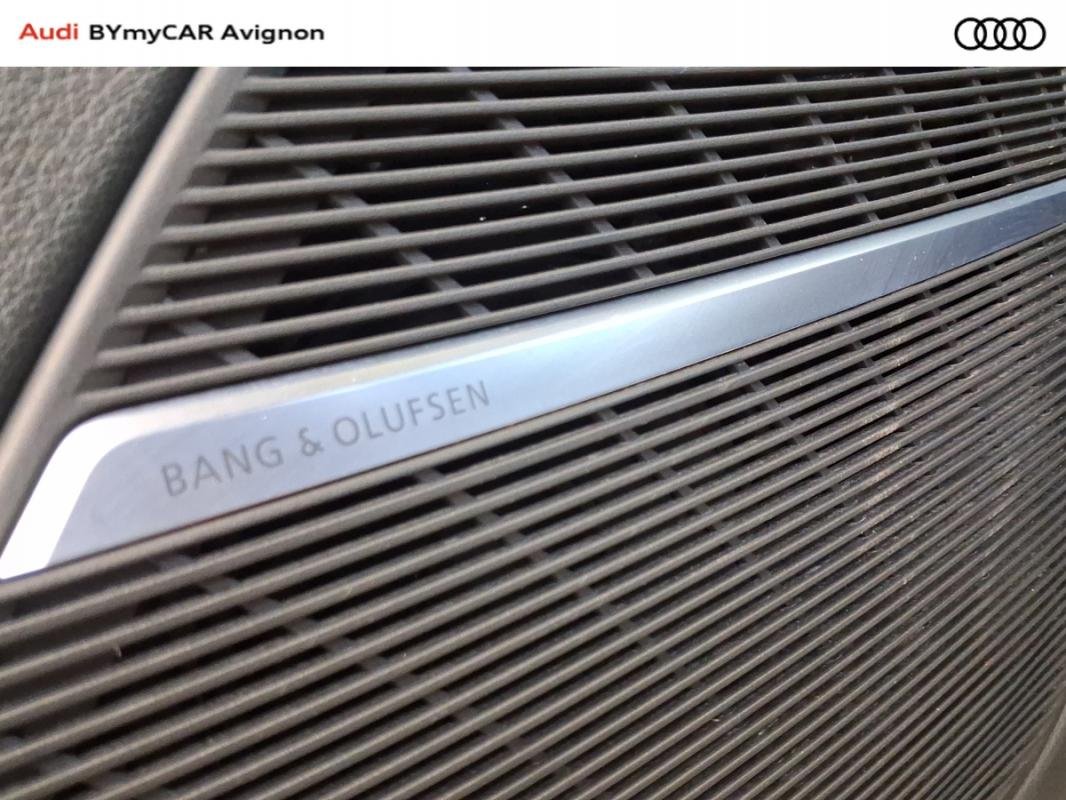 Audi Q8 - Photo 41