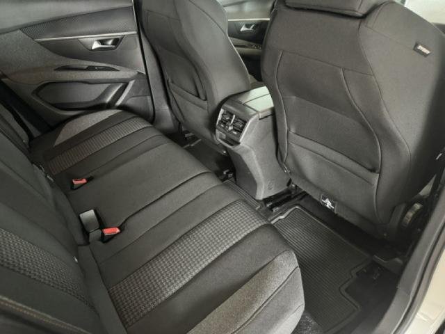 Peugeot 3008 - Photo 9