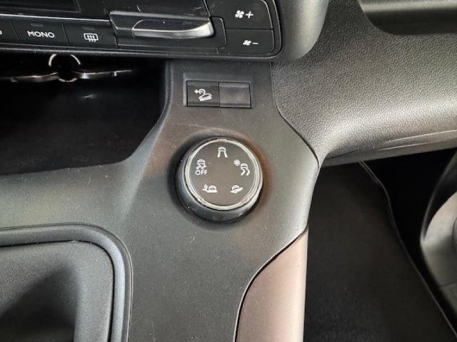 Peugeot Rifter - Photo 16