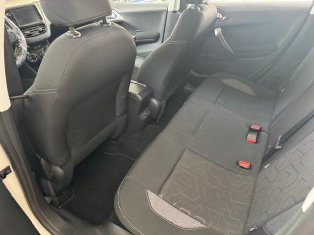 Peugeot 2008 - Photo 12