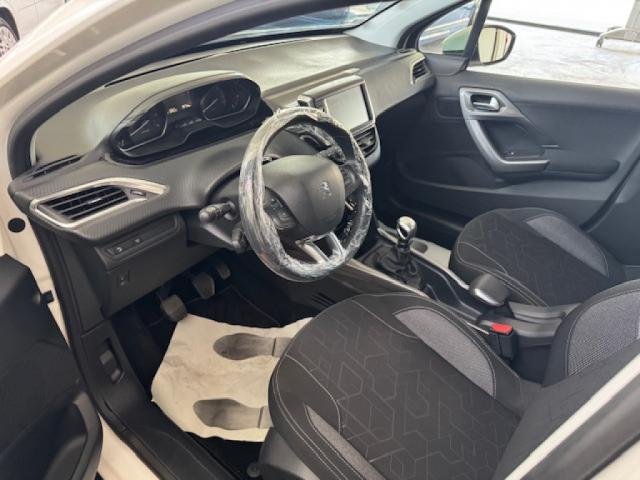 Peugeot 2008 - Photo 13