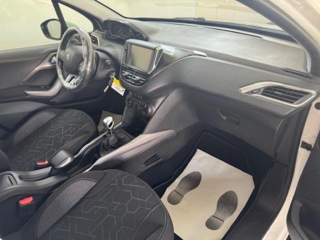 Peugeot 2008 - Photo 8