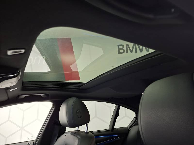 BMW Série 5 - Photo 12