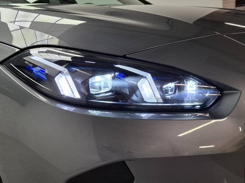 BMW Serie 2 - Photo 10