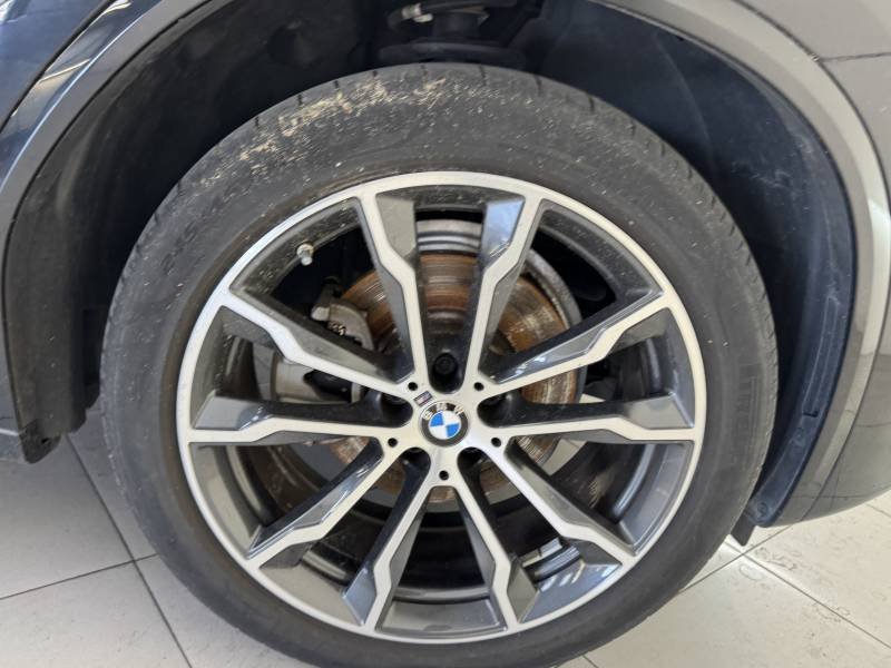 BMW X3 - Photo 11