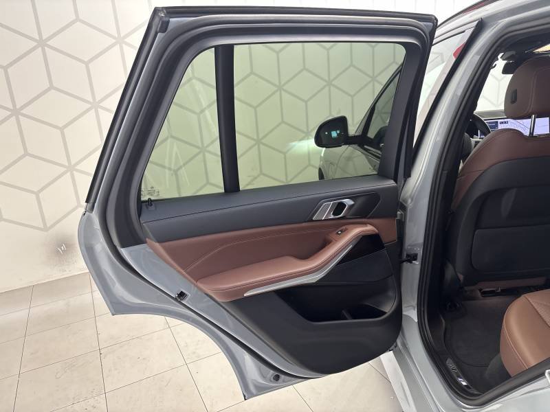 BMW X5 - Photo 12