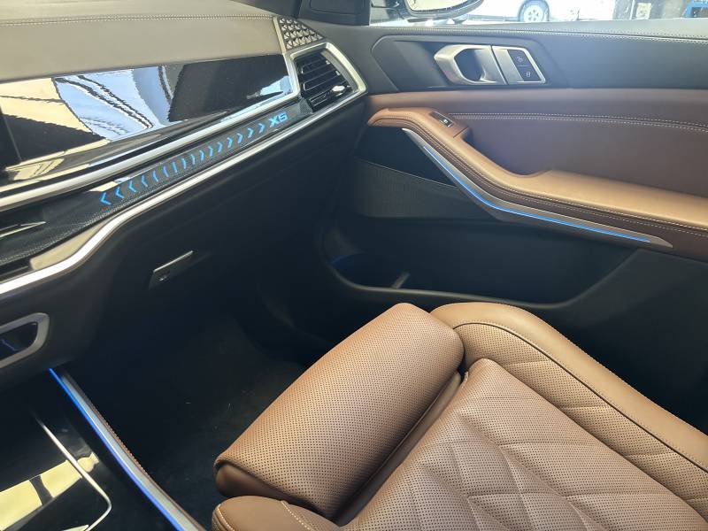BMW X5 - Photo 26