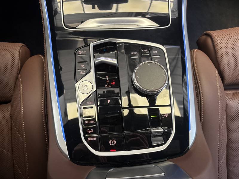 BMW X5 - Photo 28