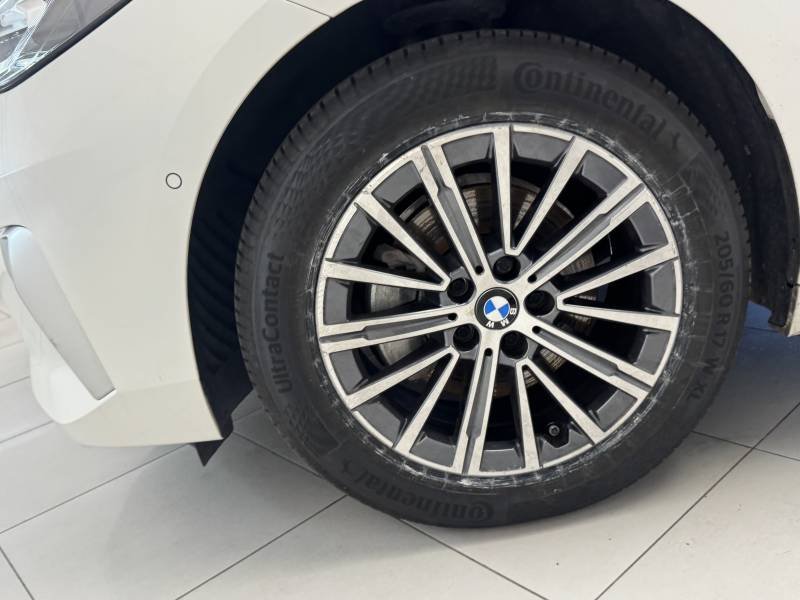 BMW Serie 2 - Photo 11