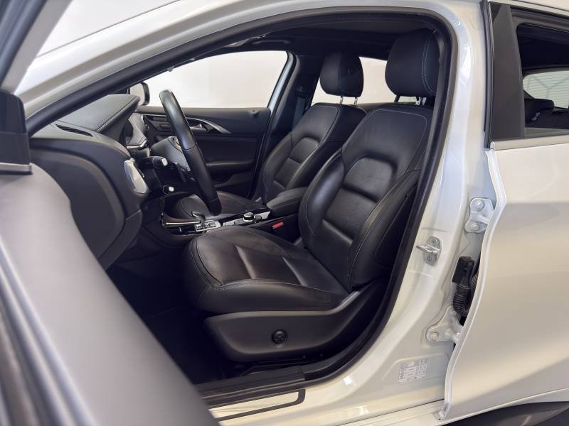 Infiniti Q30 - Photo 13