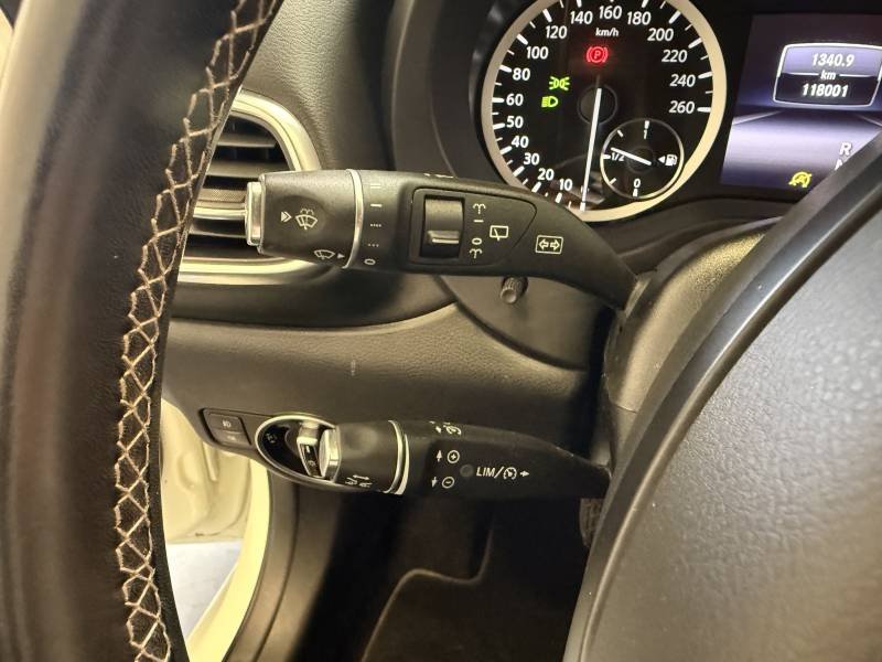 Infiniti Q30 - Photo 14
