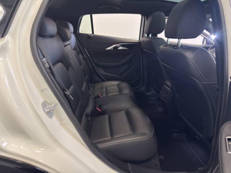 Infiniti Q30 - Photo 28
