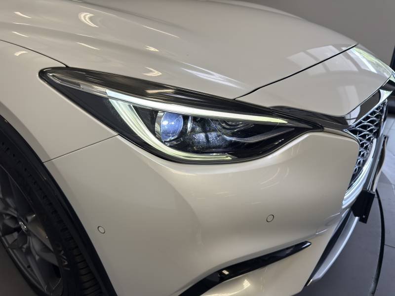 Infiniti Q30 - Photo 39