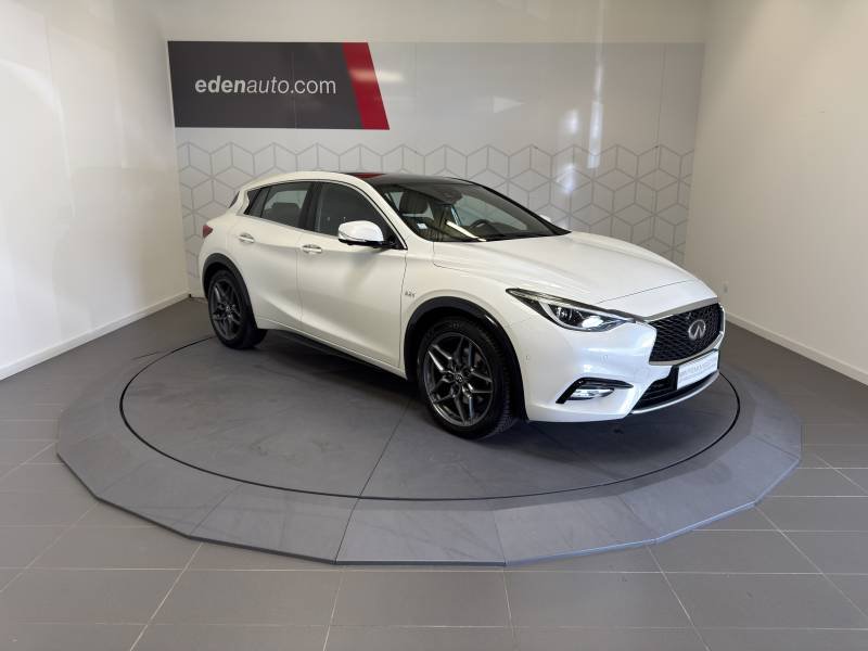 Infiniti Q30 - Photo 7
