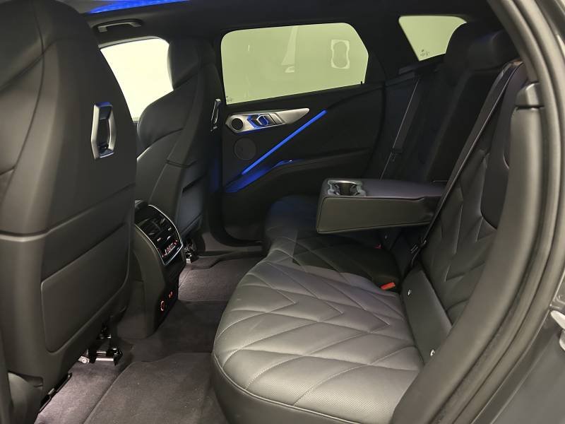 BMW XM - Photo 23