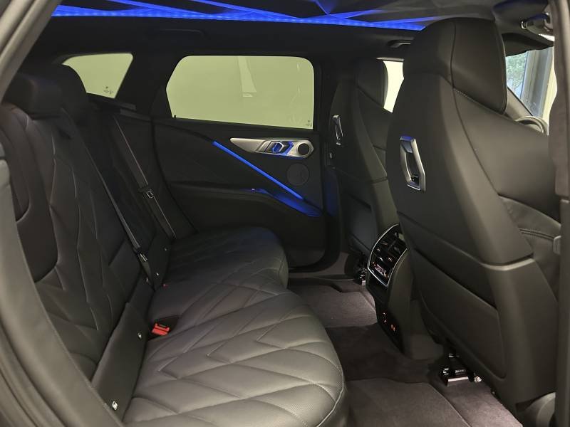 BMW XM - Photo 31