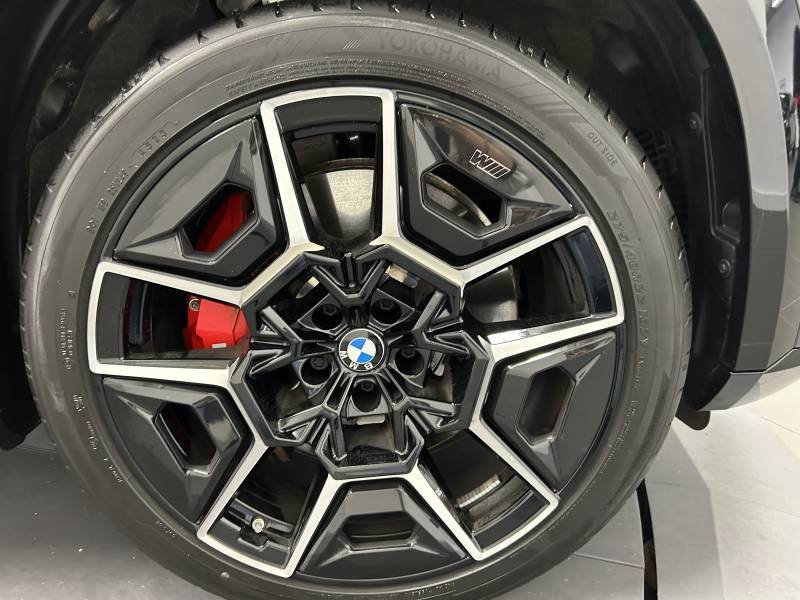 BMW XM - Photo 38
