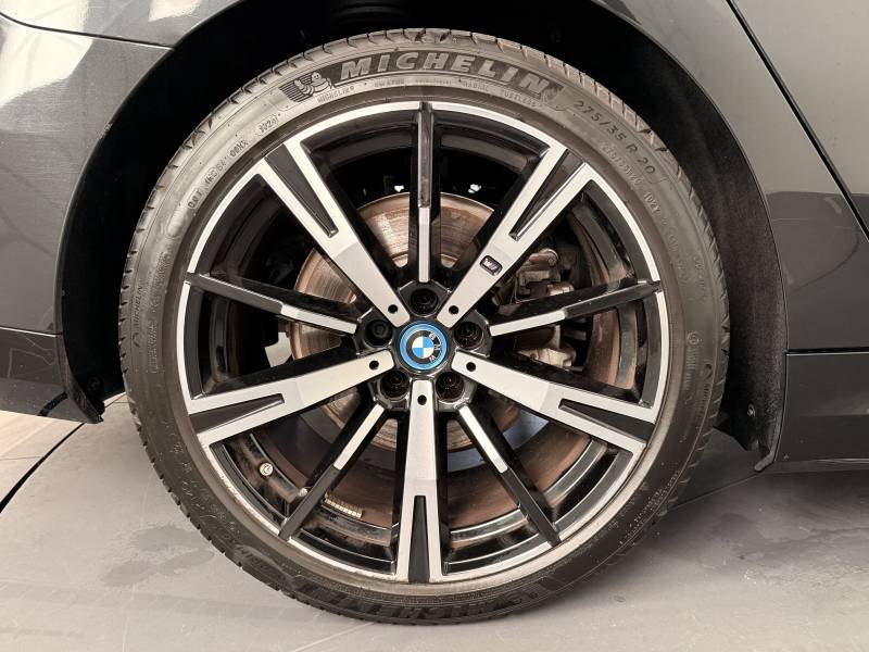 BMW Série 5 - Photo 42