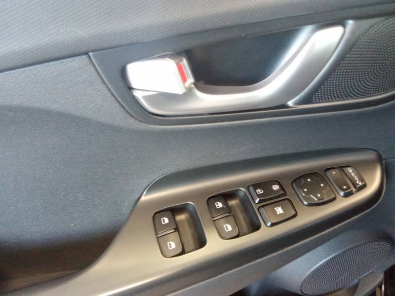 Hyundai Kona - Photo 22