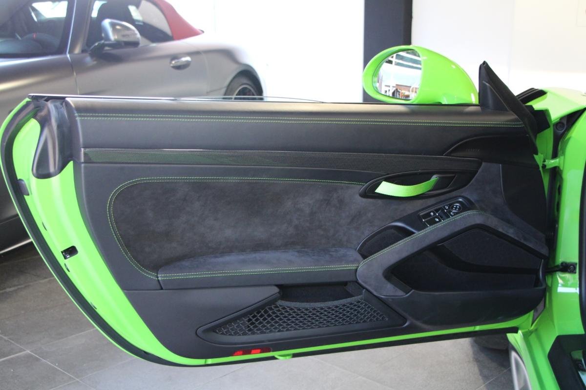 Porsche 911 - Photo 15