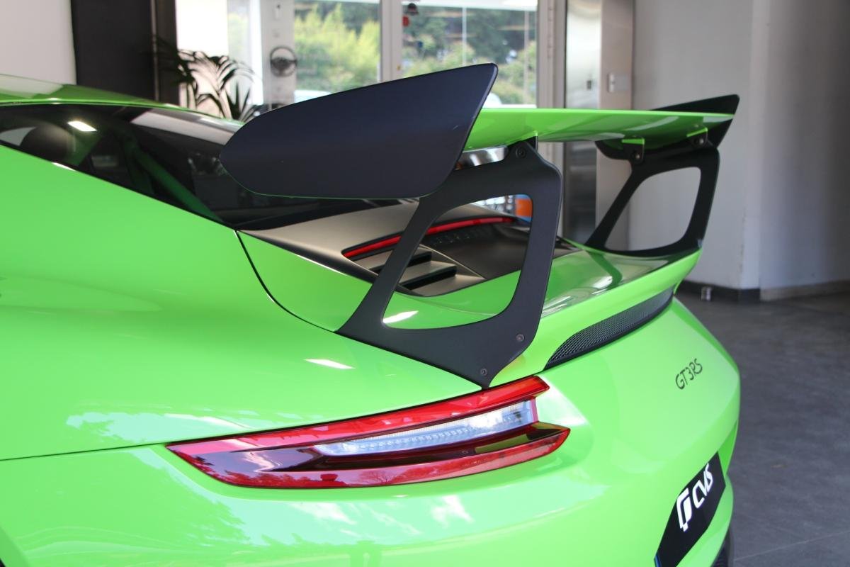 Porsche 911 - Photo 8
