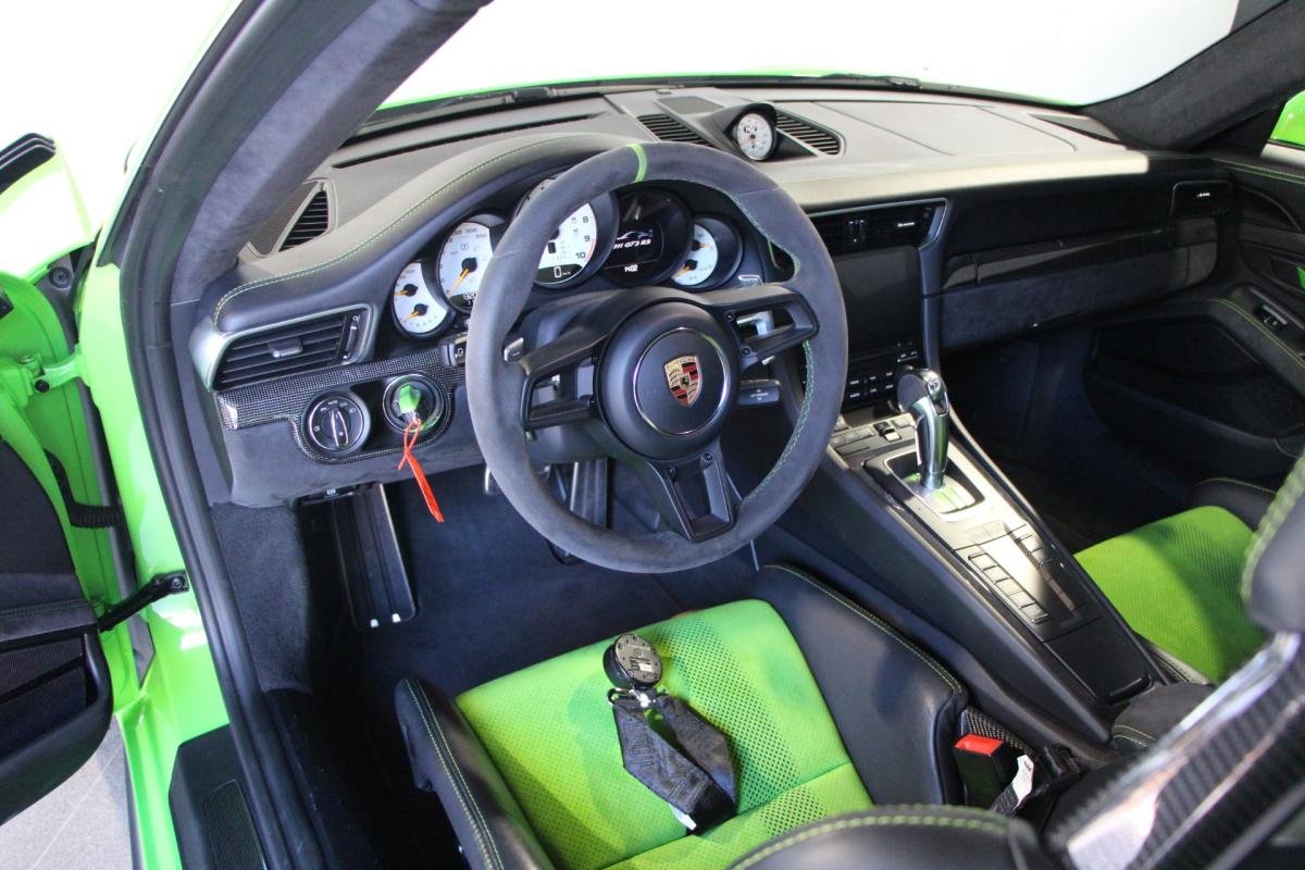 Porsche 911 - Photo 9