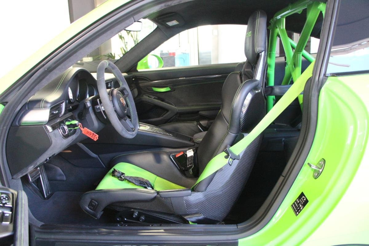 Porsche 911 - Photo 10